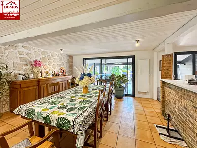Maison, 220 m²