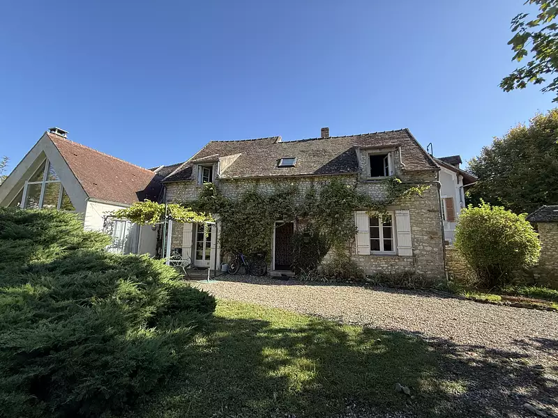 Maison, 168 m²