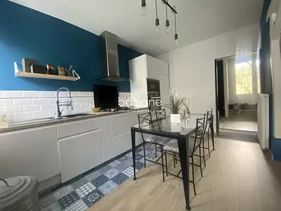 Maison, 77 m²