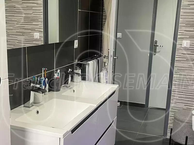 Maison, 106 m²