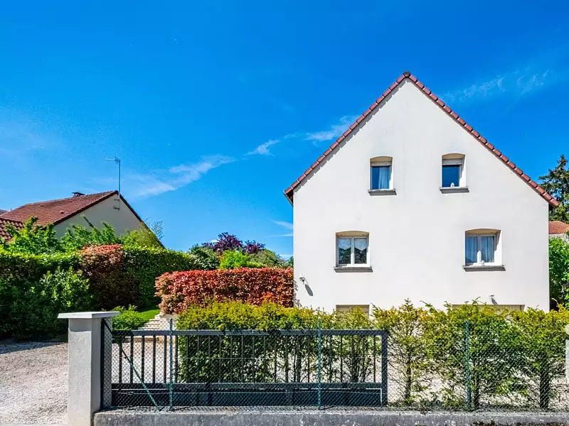 Maison, 176 m²