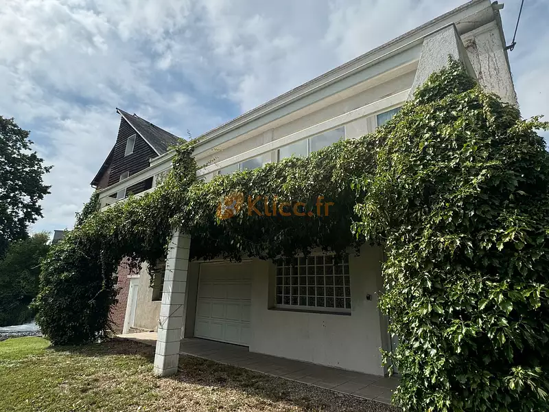 Maison, 240 m²