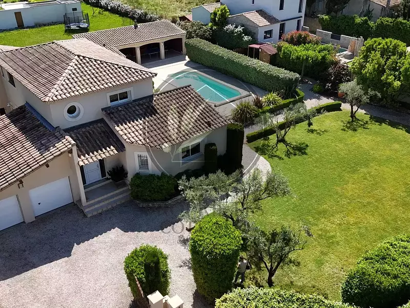 Maison, 190 m²