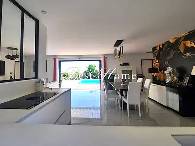 Maison, 140 m²