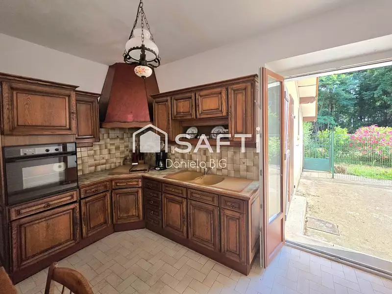 Maison, 180 m²