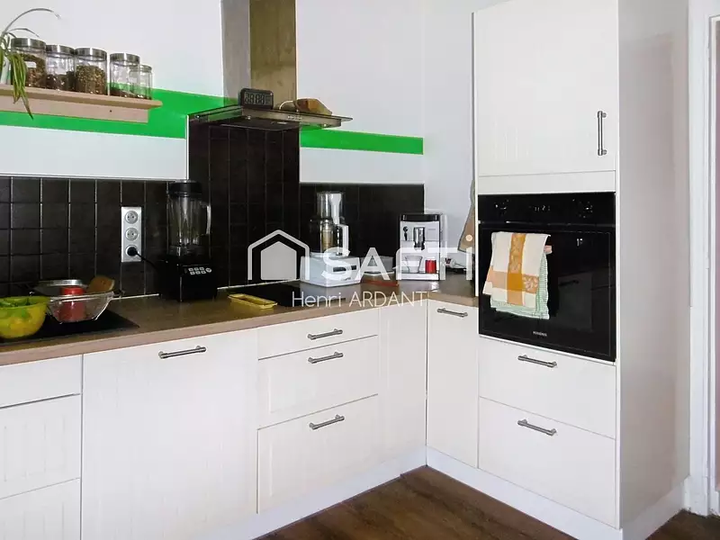 Maison, 258 m²