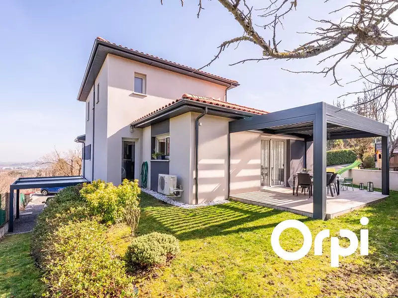 Maison, 132 m²