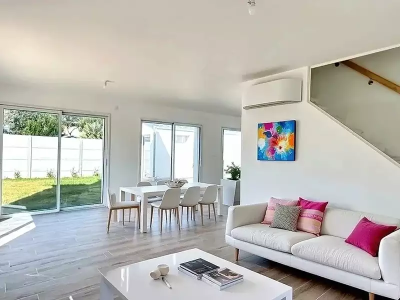 Maison, 115 m²