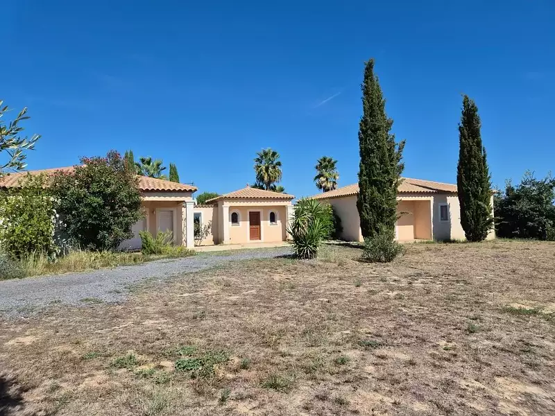 Maison, 195 m²
