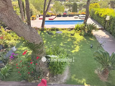 Maison, 260 m²