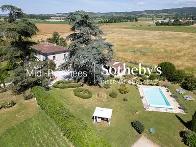 Maison, 300 m²