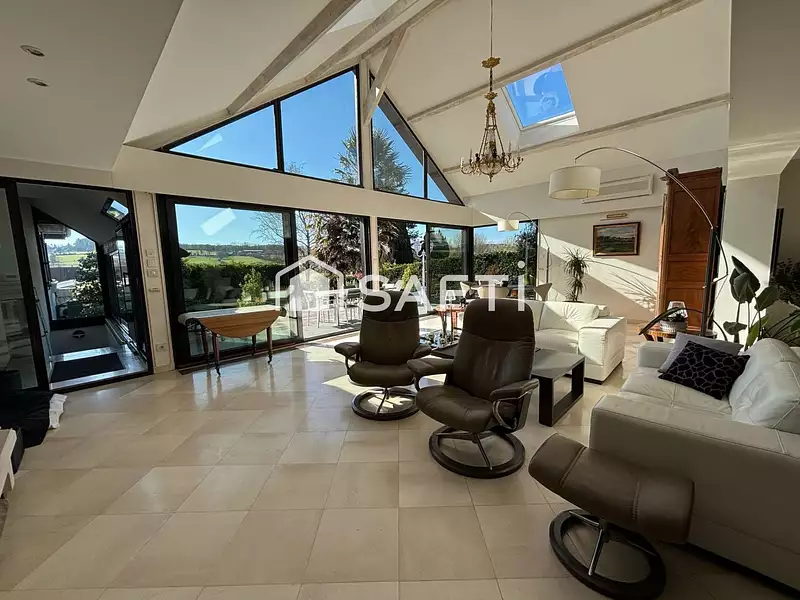 Maison, 336 m²