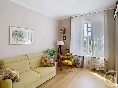 Maison, 271,35 m²