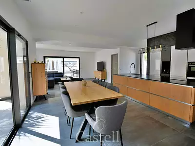 Maison, 137 m²