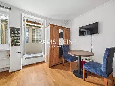 230 000 € 14 465 €/m² Appartement • 15,9 m² • 1 pièce Paris 6ème (75006)