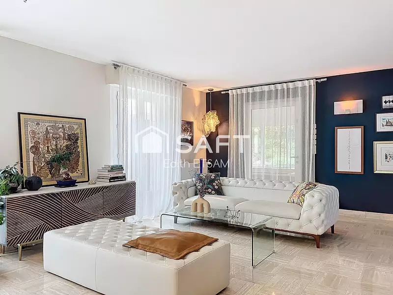 Maison, 216 m²