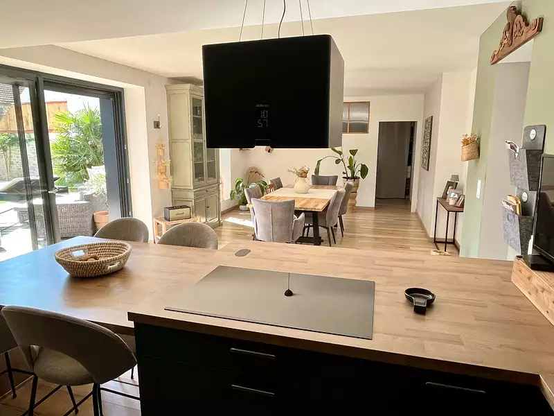 Maison, 400 m²