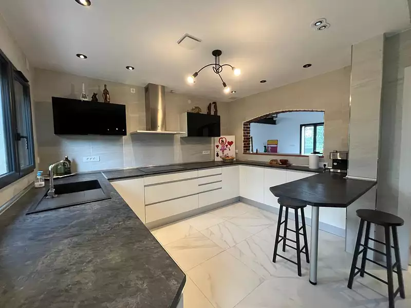 Maison, 204 m²