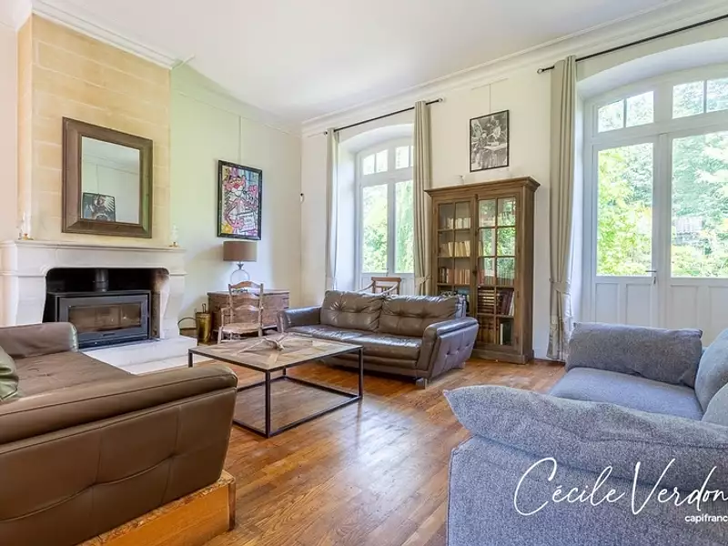 Maison, 280 m²