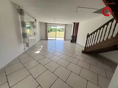 Immeuble, 403 m²