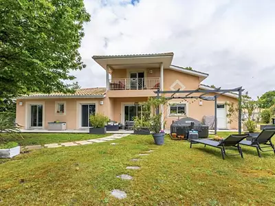 Maison, 186 m²