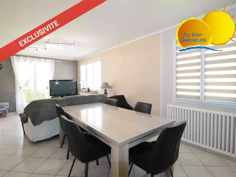 Maison, 83 m²