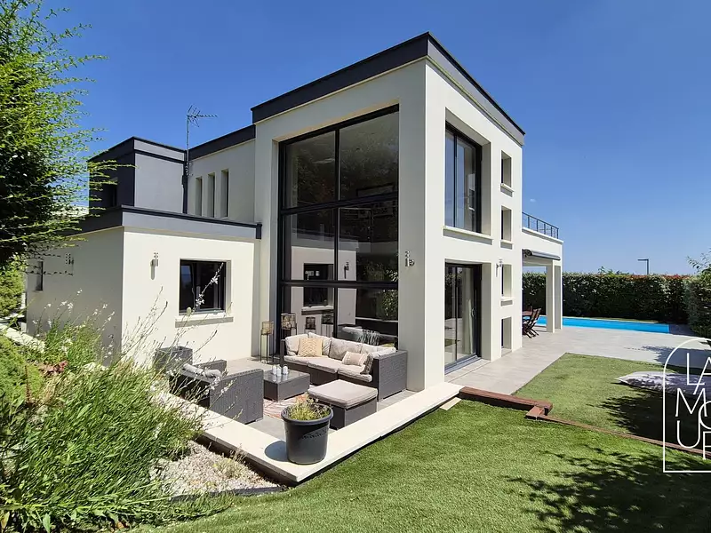 Maison, 164 m²