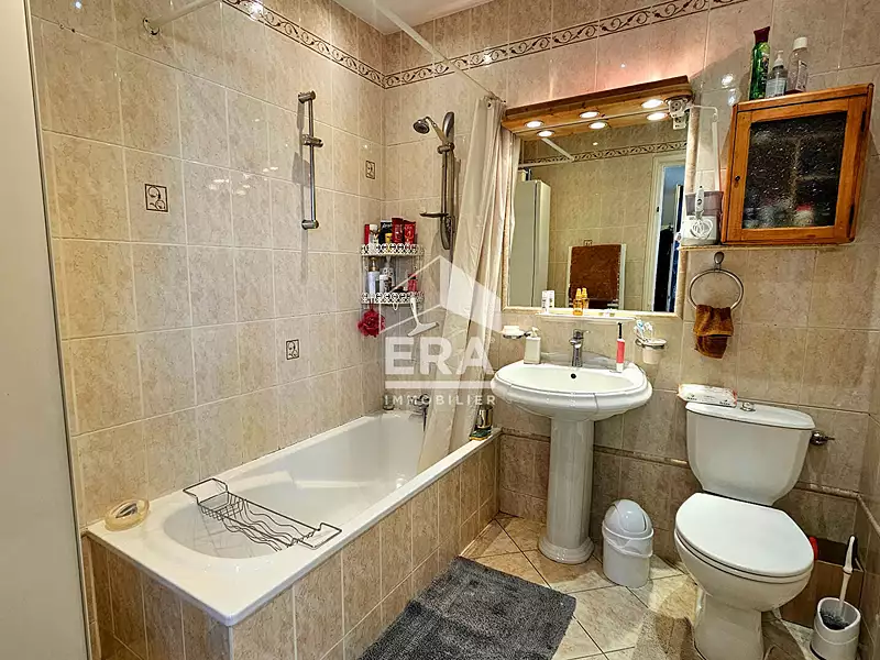Maison, 114 m²