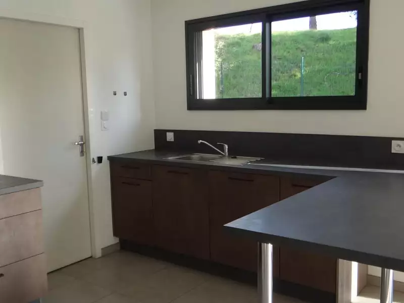 Maison, 96 m²