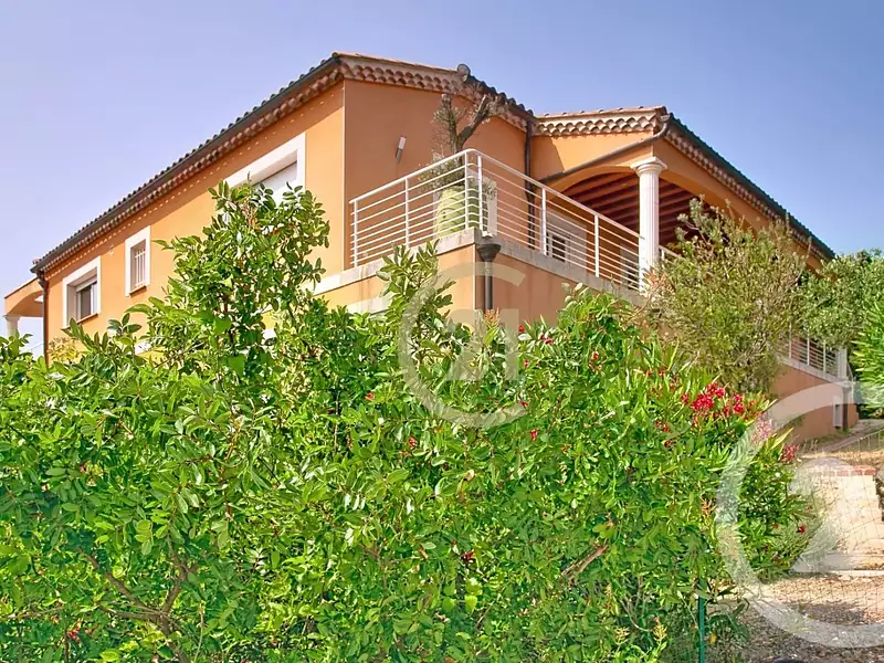Maison, 285,44 m²