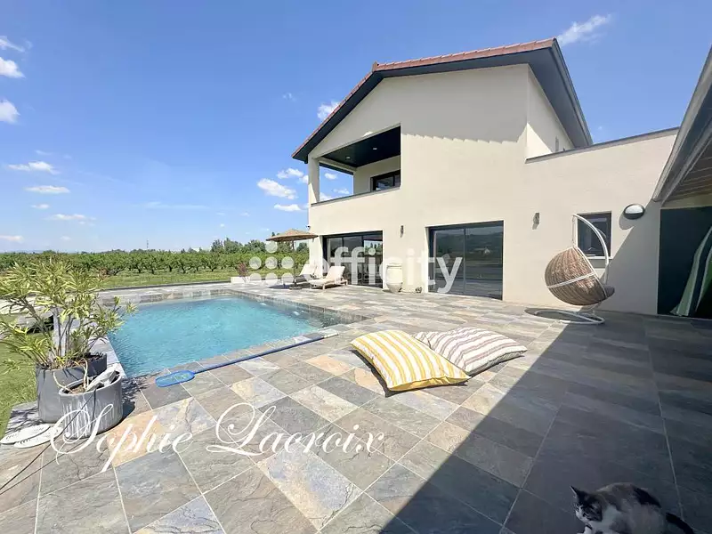 Maison, 191 m²