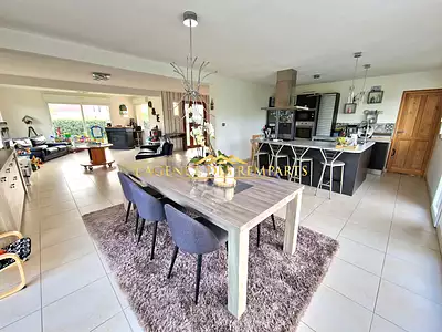 Maison, 160 m²