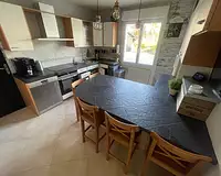 Maison, 225 m²
