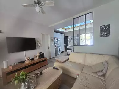 Maison, 99 m²