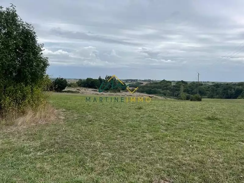 Terrain, 126 034 m²