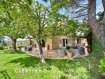 Maison, 180 m²