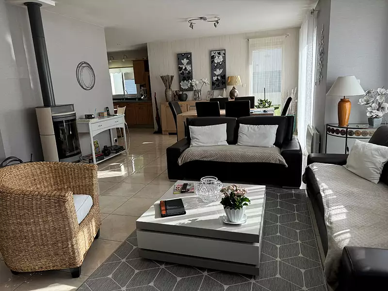 Maison, 141 m²