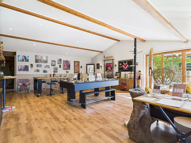 Maison, 330 m²