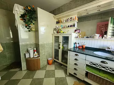 Maison, 246 m²