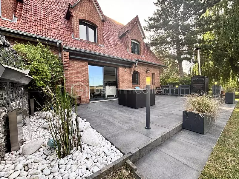 Maison, 199 m²