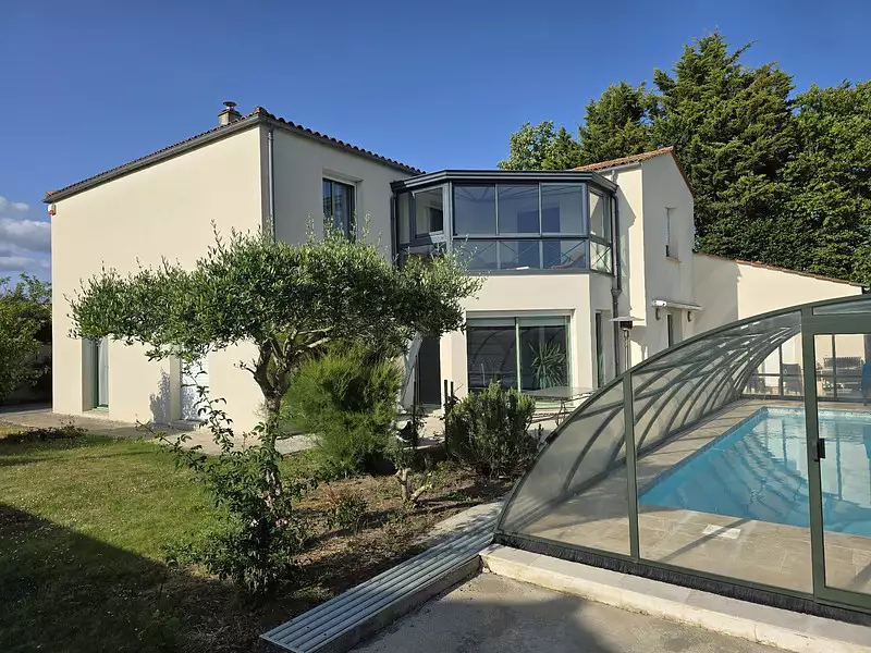 Maison, 272 m²