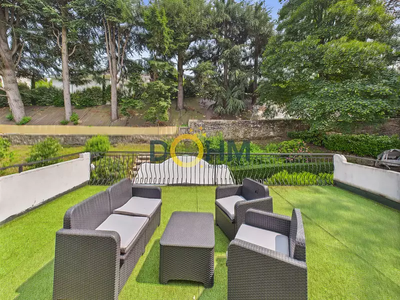 Maison, 243 m²