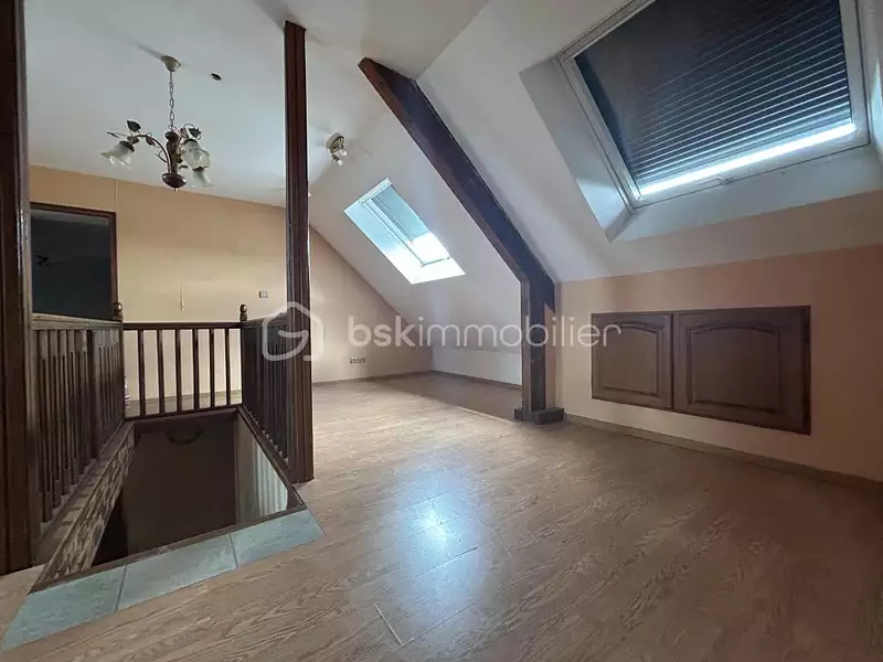 Maison, 220 m²