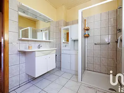 Maison, 196 m²