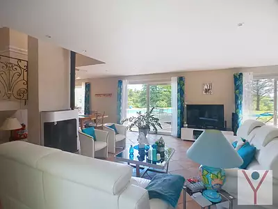 Maison, 258,2 m²