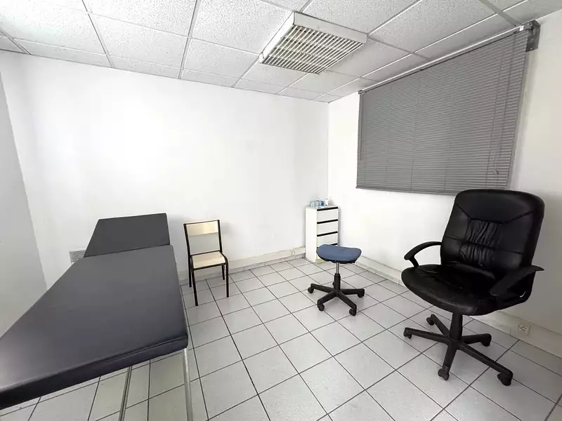 Divers, 708 m²