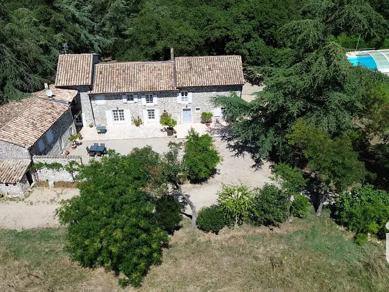 Maison, 195 m²