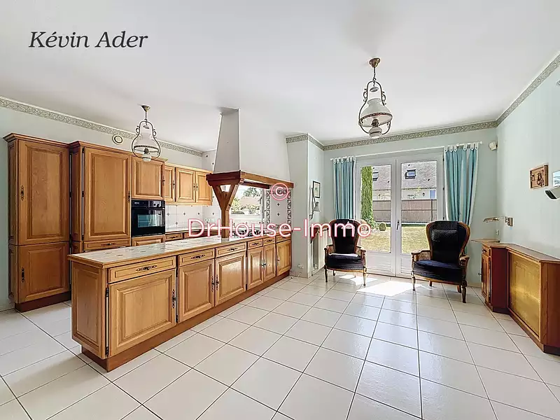 Maison, 245 m²