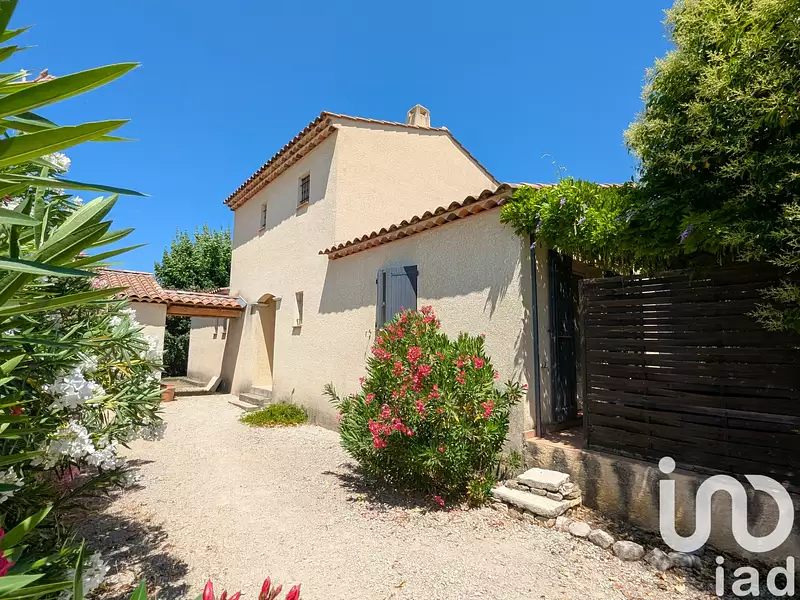 Maison, 121 m²