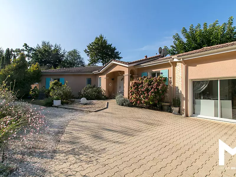 Maison, 145 m²
